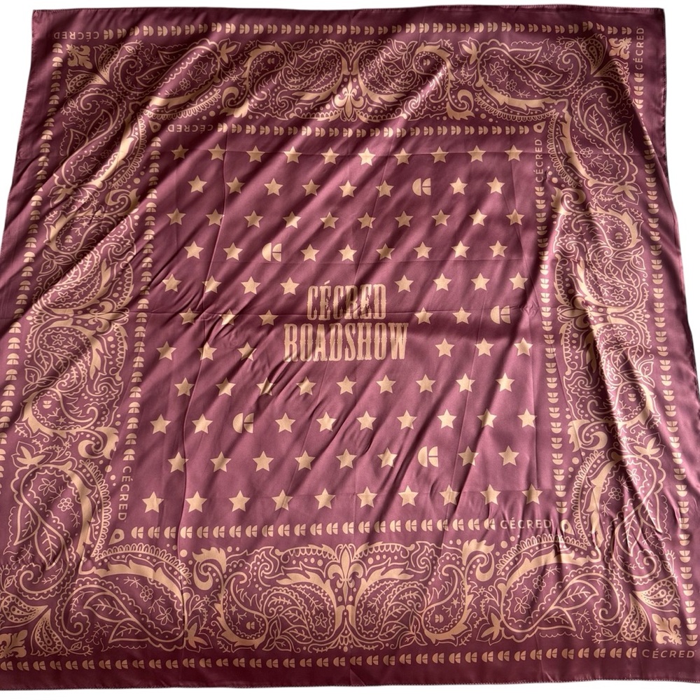 Beyoncé tour Cecred Roadshow Burgundy and Gold Scarf